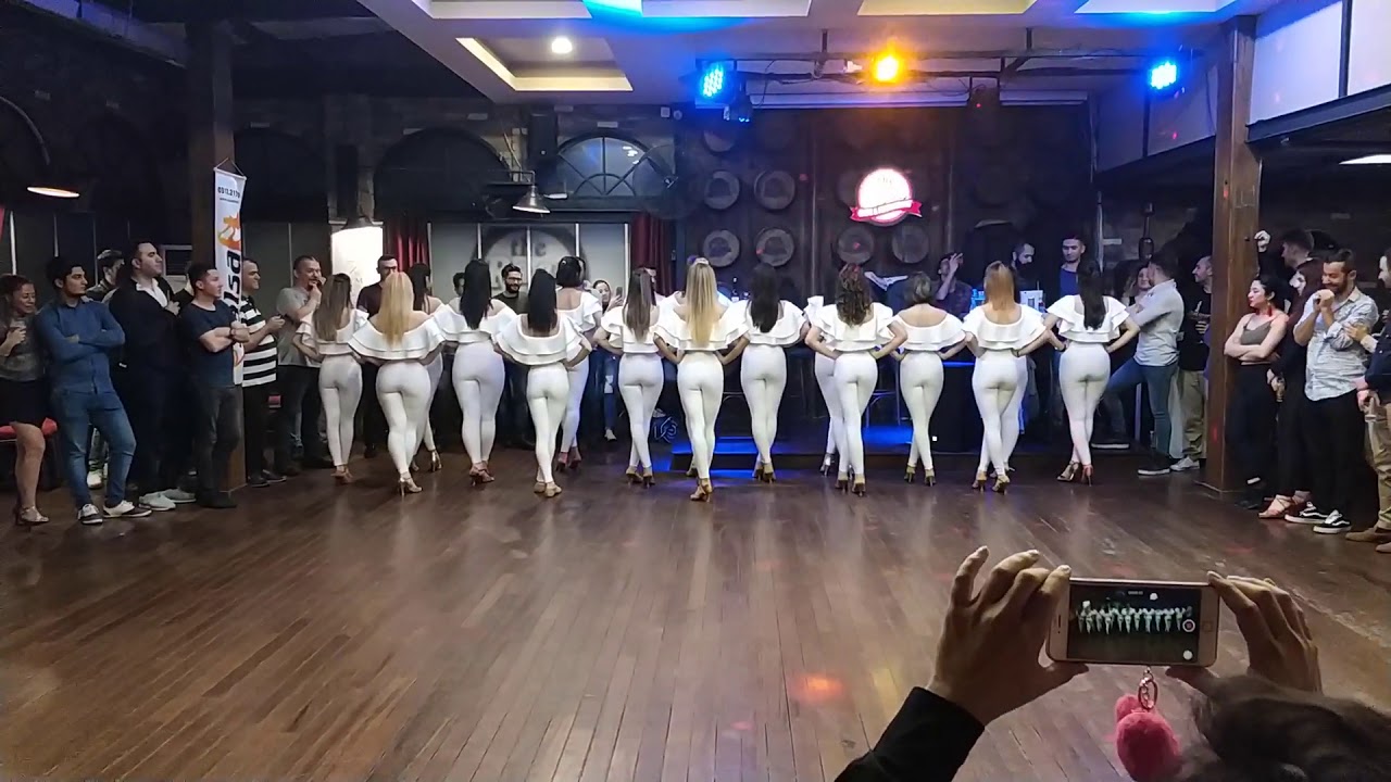 WOMANISHOW BOOTCAMPS by Gulden Melek / Crypto Dance Academy