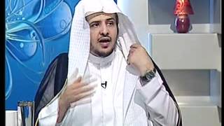 صورة حكم من أدركه أذان الفجر وهو في صلاة الوتر.