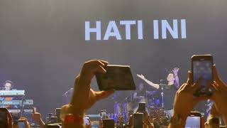 Download lagu NOAH Live in KL 22’ - Separuh Aku (opening) mp3