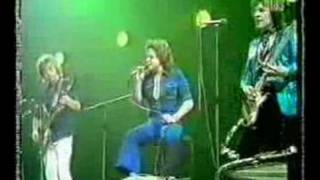 Glitter Band - Lay you'r love on me.