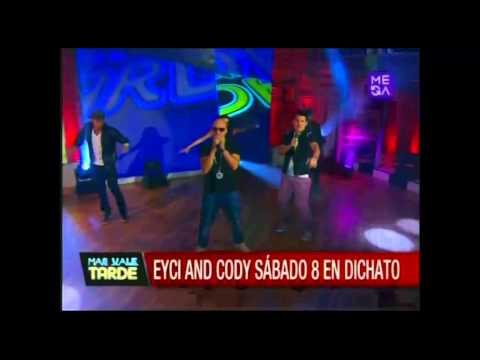 Eyci and Cody nos cantan "Zumba tus Caderas" en Más Vale Tarde