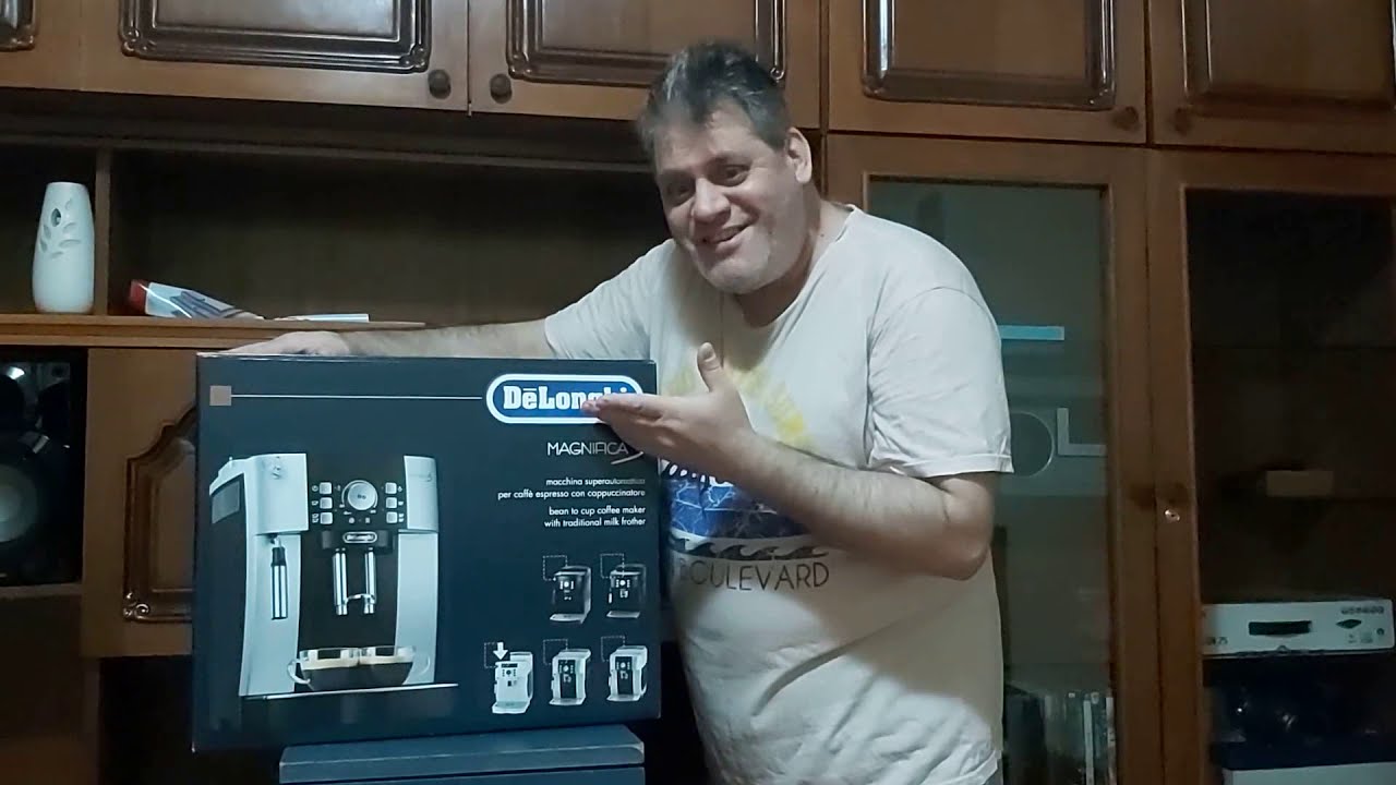 Espressor automat DE LONGHI Magnifica S ECAM 21.117.W