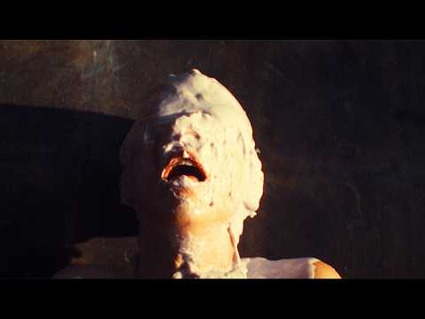 Thumbnail of the video: Maxine Suffocates In Her Cast