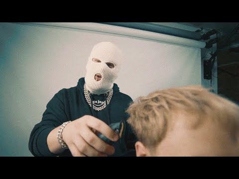Majki - Wjeżdża Seta (feat. Wujo) [Official Video]