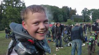 preview picture of video 'DEMMIN DIE NUMMER EINS beim Mopedrennen - ein Video'