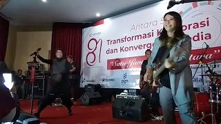 Download lagu Kotak - Beranikan Dirimu (New Song) mp3 Download lagu Kotak - Beranikan Dirimu (New Song) mp3