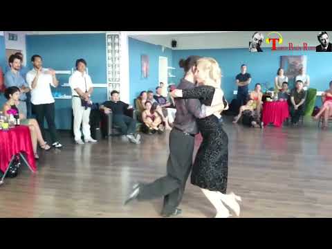 OJOS NEGROS QUE FASCINAN Francisco Canaro - Roberto Maida Ballano: Eugenia Parilla - Yanick Wyler