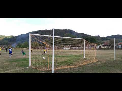 Gol Miclean in Aurul Brad - Inter Petrila 3-2