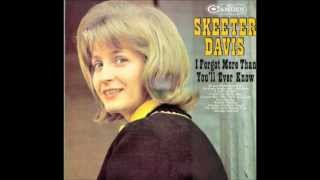 Skeeter Davis - The Hand You&#39;re Holding Now