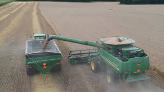 Combining Wheat - (John Deere Green by Joe Diffie)
