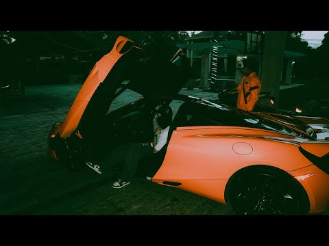 Yulian - VIVIENDO PARA MORIR (Official Video)