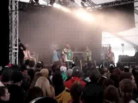 Radio 200000 @ Open Air Frauenfeld 08, Song: La di da