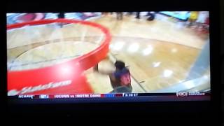 The best college dunker of all time.. hands down