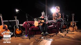 Lucy Spraggan - It Doesn&#39;t Feel Like Christmas ft. Shannon Saunders - Ont&#39; Sofa Gibson Sessions