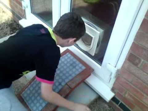 TheUkMorons: Locked out the House