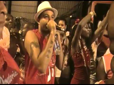 Imperadores do Samba na Descida da Borges 2012