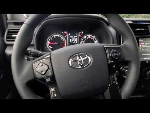 Walk around of a 2020 4Runner Off-road Premium
