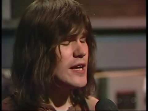 download lagu mp3 mp4 Lindisfarne, download lagu Lindisfarne gratis, unduh video klip Lindisfarne