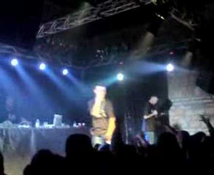 Noyz Narcos and Chicoria - La Calda Notte(live 11/10/07)