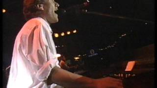 Steve Winwood - Roll With It - BBC1 - Monday 6th June 1988
