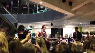 Lawson - Love is taking over me