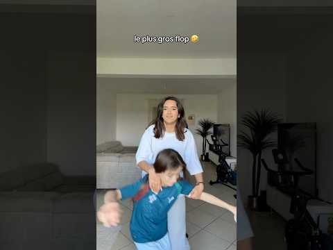 MA PETITE SŒUR AMOUREUSE DE MON COPAIN !!! #shortvideo #couple #humour #humoristefrancais #funny