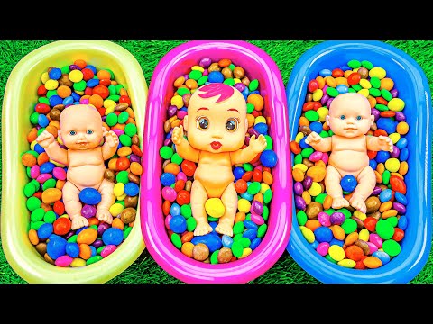 ASMR Satisfying - Color 3 BathTub Mixing Rainbow Candy with Baby - Cutting Video