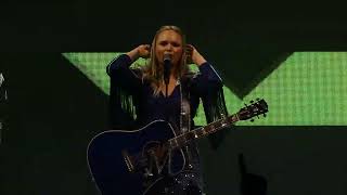 Miranda Lambert - Fastest Girl In Town Live in The Woodlands / Houston, Texas
