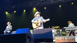 Dwight Yoakam A Thousand Miles from Nowhere Paradise Cove Margaritaville Tulsa Oklahoma