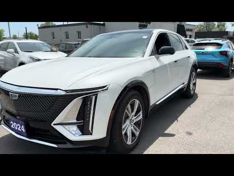 2024 Cadillac LYRIQ 4dr Tech w/1SA in Crystal White Tricoat for sale at Budds' Chevrolet in Oakville, ON