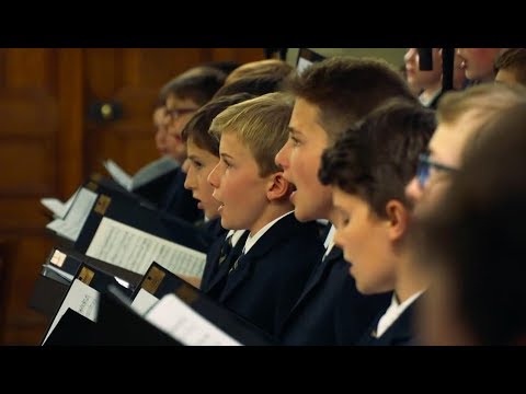 The Paris Boys Choir - REQUIEM - André CAMPRA - Petits Chanteurs de Sainte-Croix