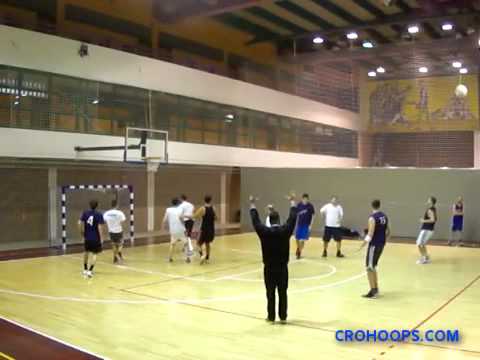 CroHoops League Friendly Game - Savica City vs. Hrelic Disneyland 28.11.2013.