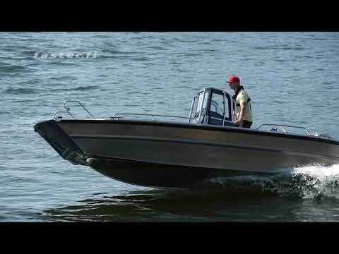 Faster 635 CC - Hyöty-, ammatti- ja huviveneen täydellinen yhdistelmä