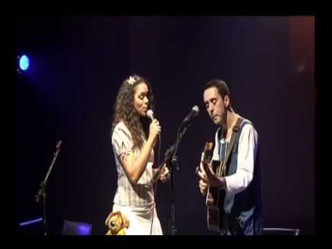 Escandalos de luz - Affonsinho e Julia Ribas.