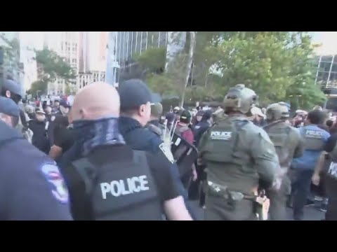 Protesters, federal agents and NYPD standoff at garage in NYC