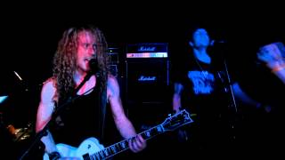 Jettblack - Two Hot Girls (Live)