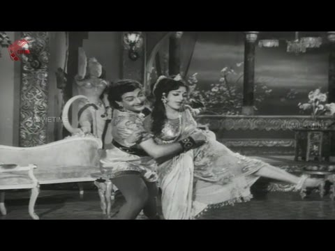 Chinadana Chinadana Video Song || Pidugu Ramudu Movie || NTR, Rajasree