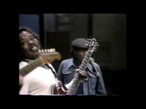 Buddy Guy and Junior Wells-Messin With The Kid
