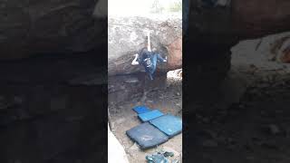 Video thumbnail of Team chopped, 7b+. Albarracín