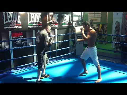 Pro Evolution Fight passate di Kick Boxing con Chingiz Allazov