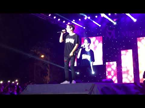 Chia Tay - Bùi Anh Tuấn quẩy cùng sinh viên ĐH Y Hà Nội