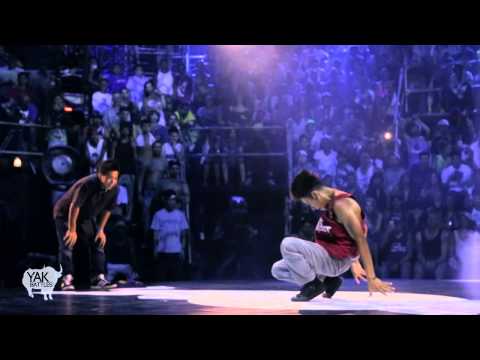 Vicious Vic vs Issei top16 Red Bull BC One 2012 Finals in Rio, Brazil | YAK FILMS + RBBC1