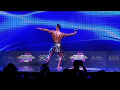 Musclemania TV - Markus Reinhardt at Musclemania America 2013