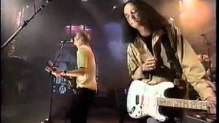 The Verve Pipe &#39;Photograph&#39; live MTV 120 Minutes 1996 live in studio performance