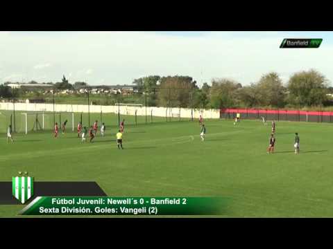 Fútbol Juvenil: Newell´s 0 - Banfield 2. Sexta División. Goles: Vangeli (2)
