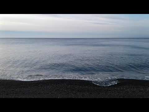 Доброе утро, спокойное Чёрное море зимним утром в Крыму