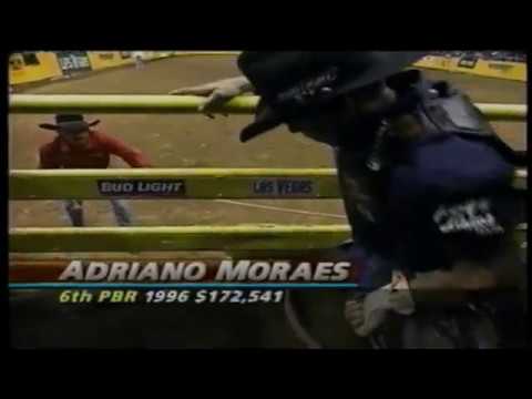 Adriano Moraes vs Red Wolf - 97 PBR St. Louis (91 pts)