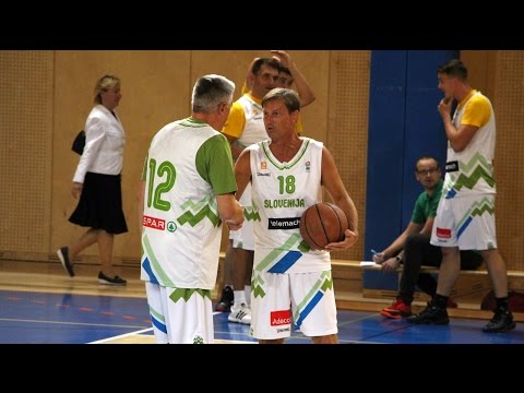 Košarkarska tekma med predstavniki vlade in Pomurja