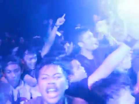 TEENAGE DEATH STAR - I'VE GOT JOHNNY IN MY HEAD (ACT LIKE A CONCERT at IFIBANDUNG March 8th 2014)