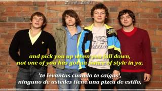 Arctic Monkeys- Stickin&#39; to the Floor (inglés y español)